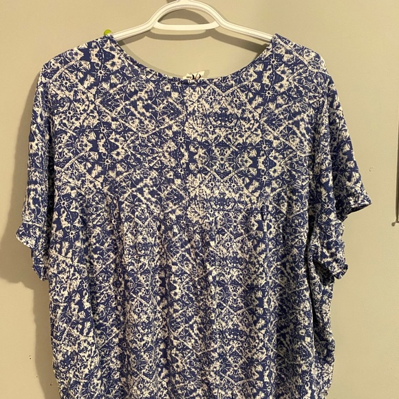 💝 (3/$25) Blouse - size 3X - Picture 2 of 6